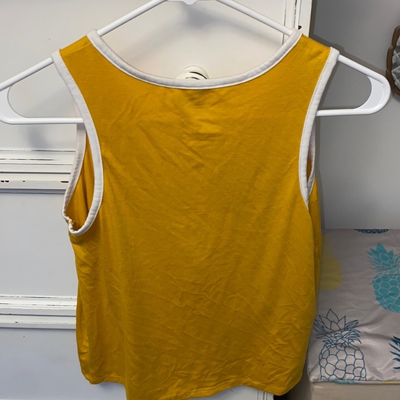 Never worn Arizona Jean Co. tank top - Picture 2 of 4